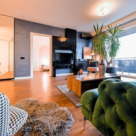 Grand Park Luxury Iulius Mall *